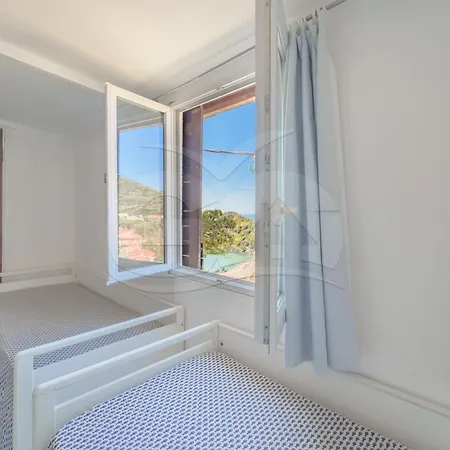 Casa Dell'asino - Goelba Lägenhet